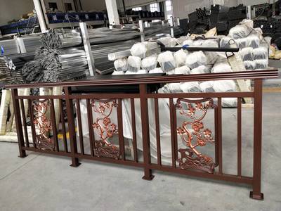 鋁藝陽(yáng)臺(tái)護(hù)欄 廠(chǎng)家定制、價(jià)格解析與防盜網(wǎng)功能